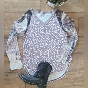 NWT'S- CACTUS MOON - Gray/Black  Leopard and Paisley Print Long Sleeve Tunic Tee